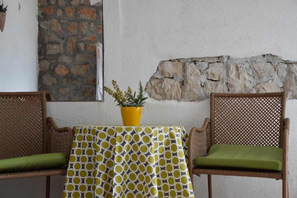 Ferienwohnung Mono Kai Triangle Trogir Exterior foto