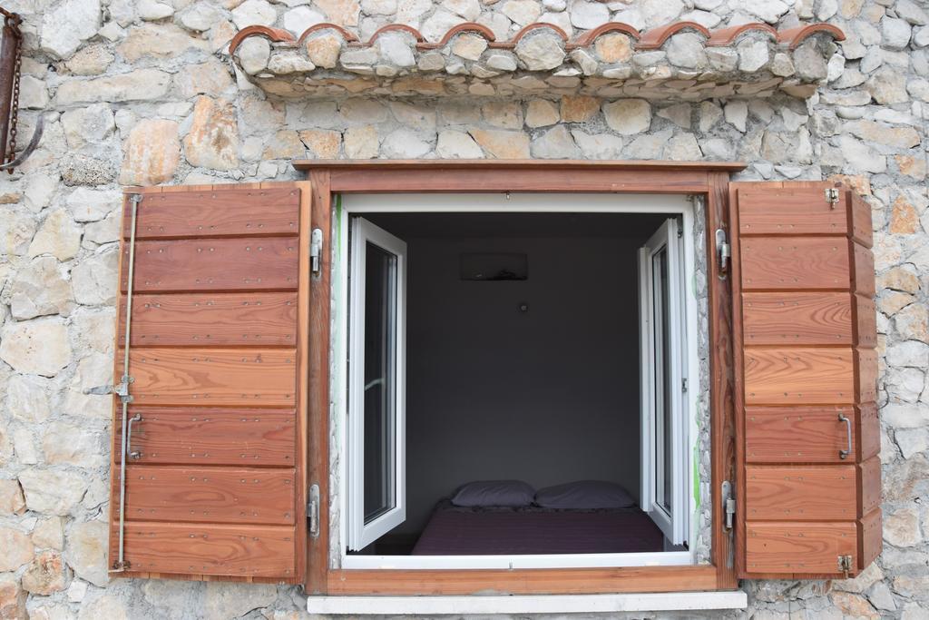 Ferienwohnung Mono Kai Triangle Trogir Exterior foto